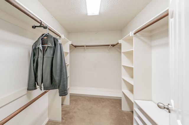 6102 Hawkeye Road, Rowlett, TX 75089