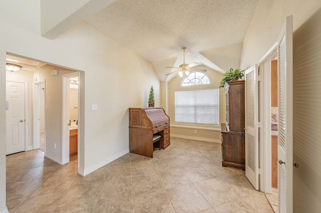 6102 Hawkeye Road, Rowlett, TX 75089