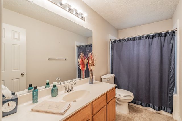 6102 Hawkeye Road, Rowlett, TX 75089