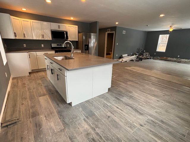 3137 Collins Avenue, Rockford, IL 61109