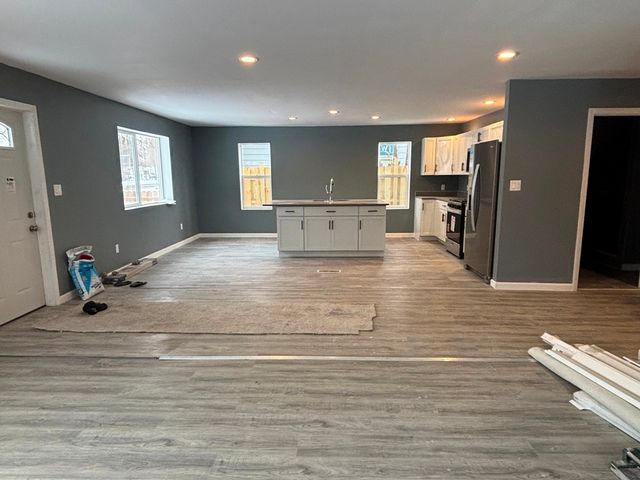 3137 Collins Avenue, Rockford, IL 61109