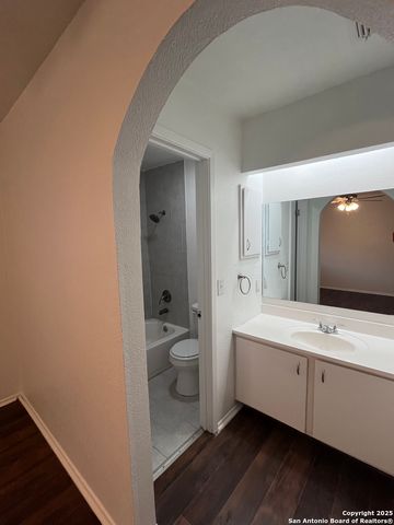 3329 Turnabout, Schertz, TX 78108