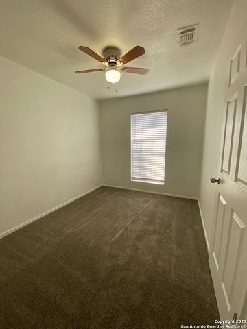 3329 Turnabout, Schertz, TX 78108