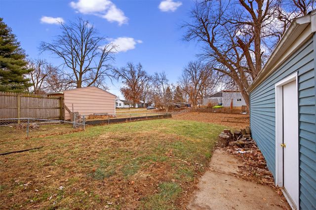 5606 Ovid Avenue, Des Moines, IA 50310