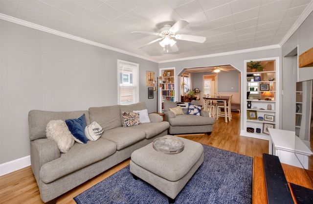 5606 Ovid Avenue, Des Moines, IA 50310