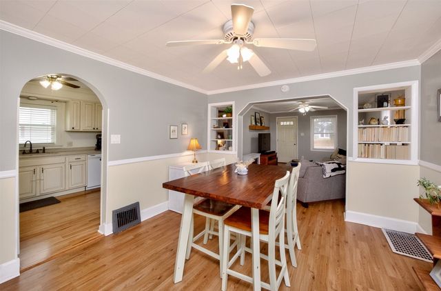 5606 Ovid Avenue, Des Moines, IA 50310