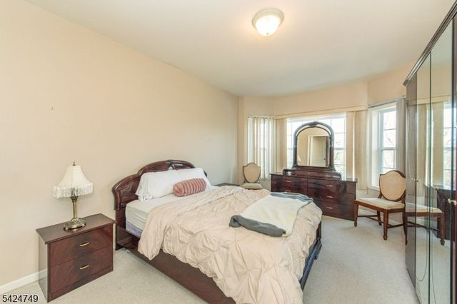 375 Rifle Camp Rd 202, Woodland Park, NJ 07424