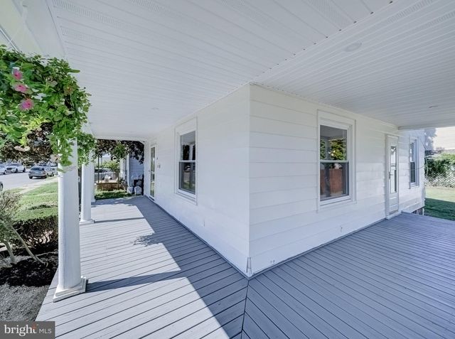 12 VINE ST, Monroe Township, NJ 08831