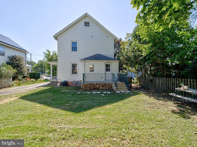 12 VINE ST, Monroe Township, NJ 08831