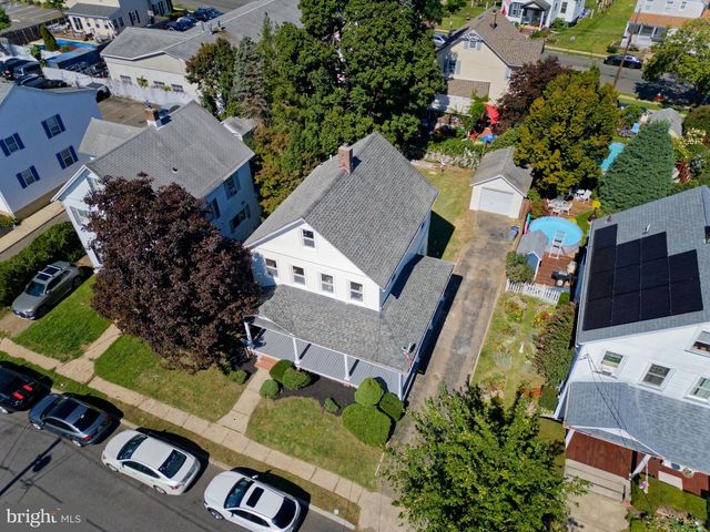 12 VINE ST, Monroe Township, NJ 08831