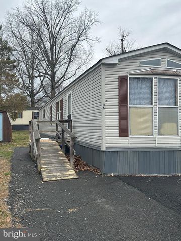 36 CENTER HILL DRIVE, Quakertown, PA 18951