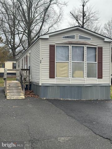 36 CENTER HILL DRIVE, Quakertown, PA 18951