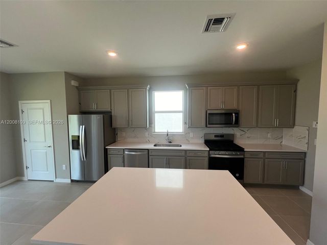 12222 SW Myrtle Oak Dr, Port St. Lucie, FL 34987