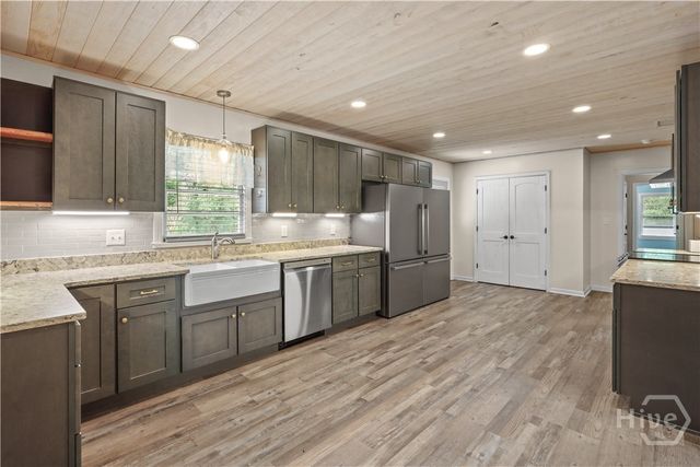 22731 Ga Highway 46, Pembroke, GA 31321