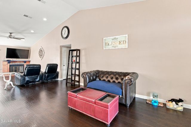4825 Avenida Vista Verde, Palmdale, CA 93551
