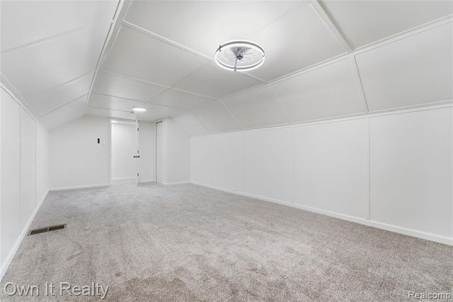 17327 Hartwell Street, Detroit, MI 48235