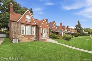 17327 Hartwell Street, Detroit, MI 48235