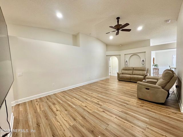 2916 STONEGATE Lane, Middleburg, FL 32068
