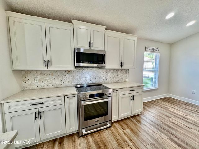 2916 STONEGATE Lane, Middleburg, FL 32068