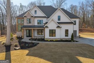 100 Gleneagles Way, Pendergrass, GA 30567