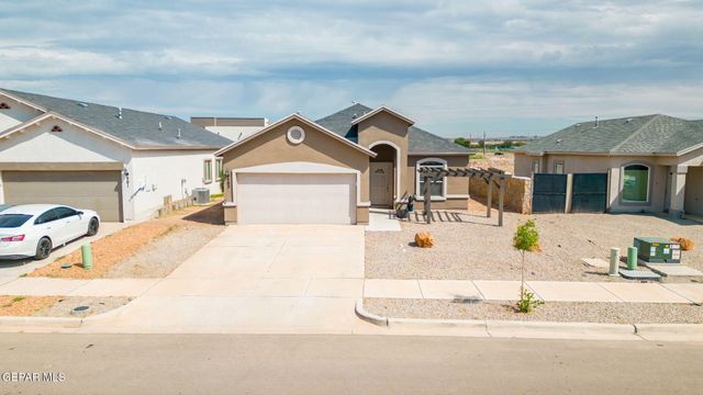 805 Whitebrush Drive, Socorro, TX 79927
