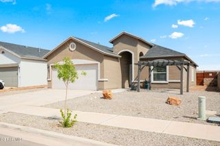 805 Whitebrush Drive, Socorro, TX 79927