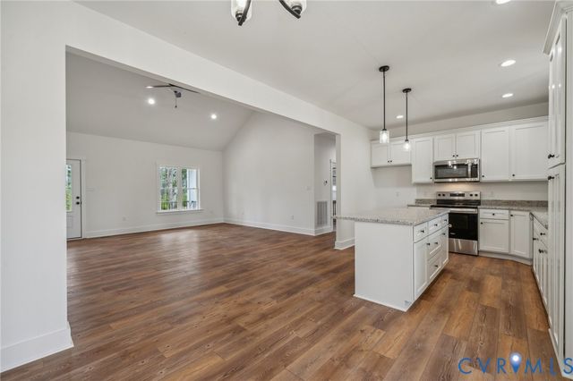 2104 Cartersville Rd, Cartersville, VA 23027