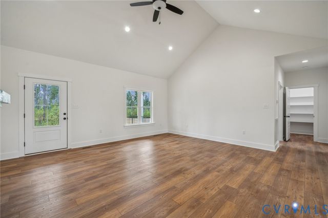 2104 Cartersville Rd, Cartersville, VA 23027