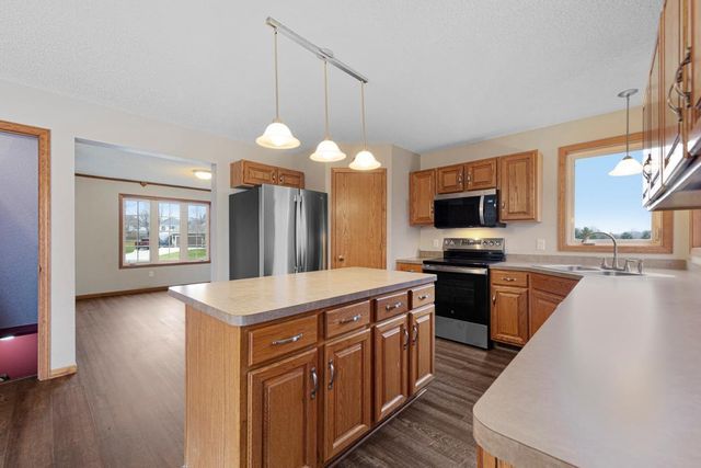 607 Miller Court, Dundas, MN 55019