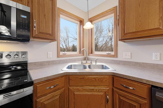 607 Miller Court, Dundas, MN 55019