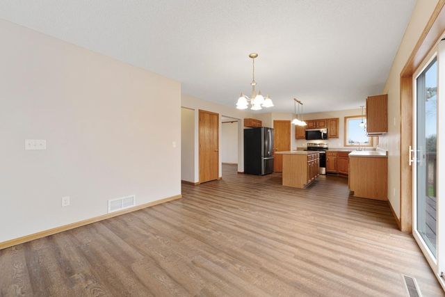 607 Miller Court, Dundas, MN 55019