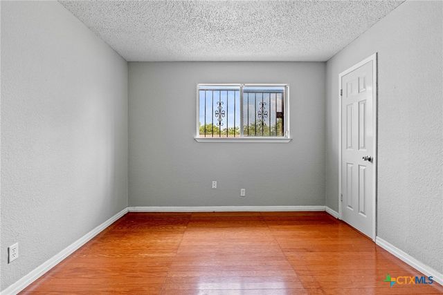 1905 Sycamore Drive, Killeen, TX 76543