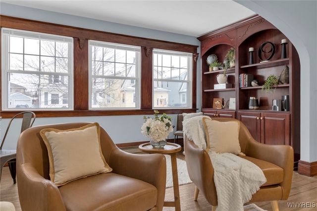 376 West Hazeltine Avenue, Tonawanda, NY 14217