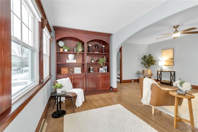 376 West Hazeltine Avenue, Tonawanda, NY 14217