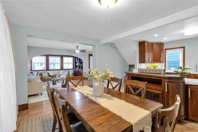 376 West Hazeltine Avenue, Tonawanda, NY 14217