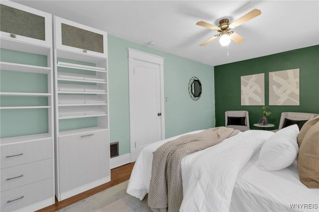 376 West Hazeltine Avenue, Tonawanda, NY 14217