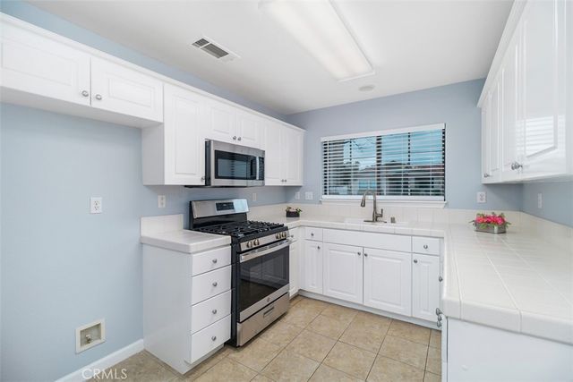 1078 Merrill, Hemet, CA 92545