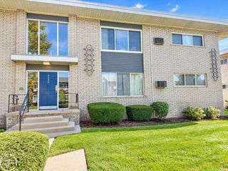 4840 Briarwood Avenue, Royal Oak, MI 48073