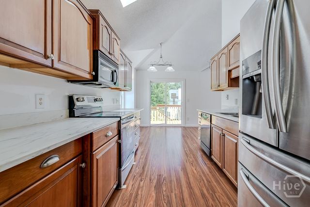 10 Teakwood Drive, Savannah, GA 31410