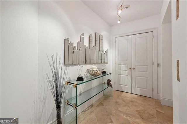 750 Park Avenue NE 6S, Atlanta, GA 30326