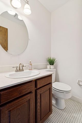 4849 Cedar Lake Road S, Saint Louis Park, MN 55416