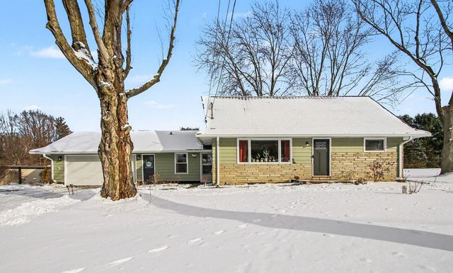 3288 Small Court, La Porte, IN 46350