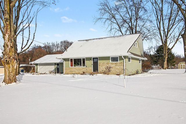 3288 Small Court, La Porte, IN 46350