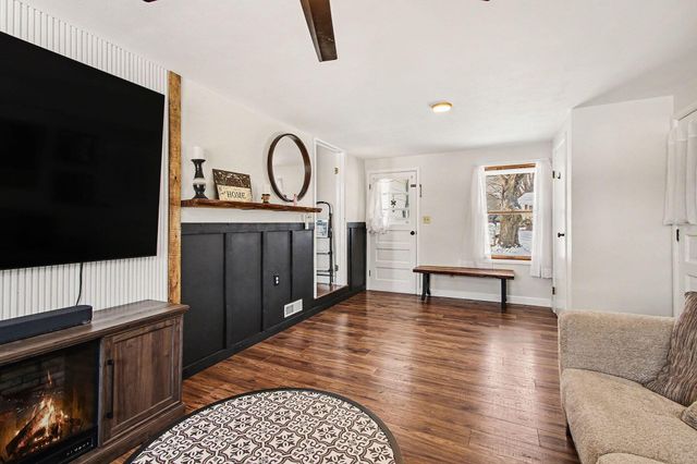 3288 Small Court, La Porte, IN 46350