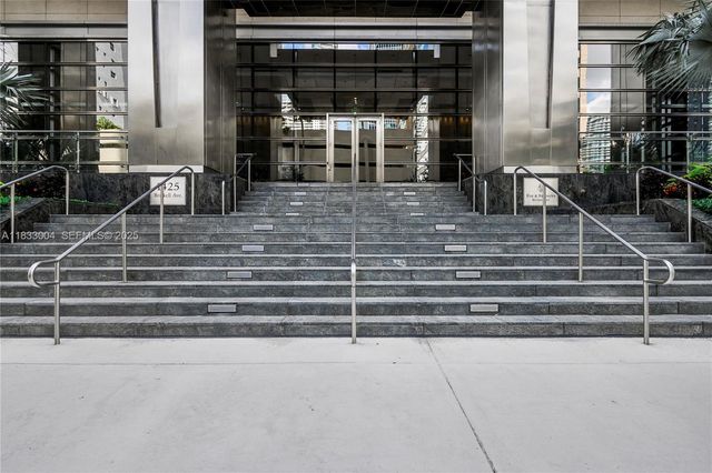 1425 Brickell Avenue 42E, Miami, FL 33131