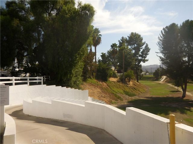 42751 Highway 74 71, Hemet, CA 92544