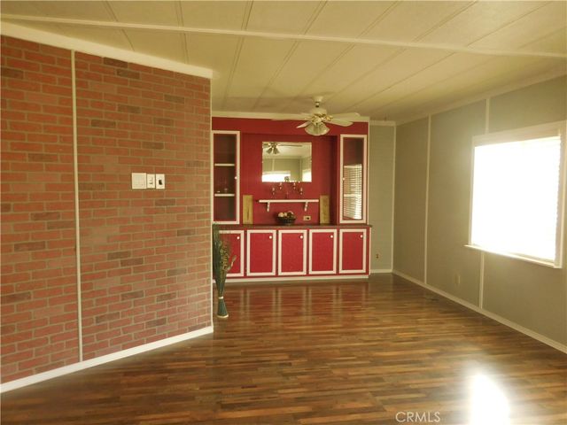 42751 Highway 74 71, Hemet, CA 92544