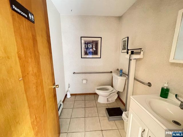 699 Kearny Avenue, Kearny, NJ 07032