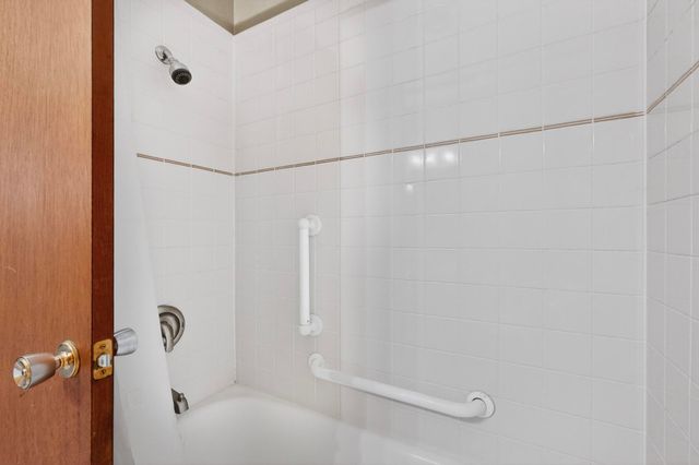 2328 Wyoming Boulevard NE, Albuquerque, NM 87112