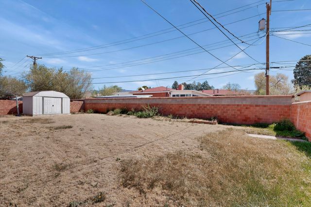 2328 Wyoming Boulevard NE, Albuquerque, NM 87112